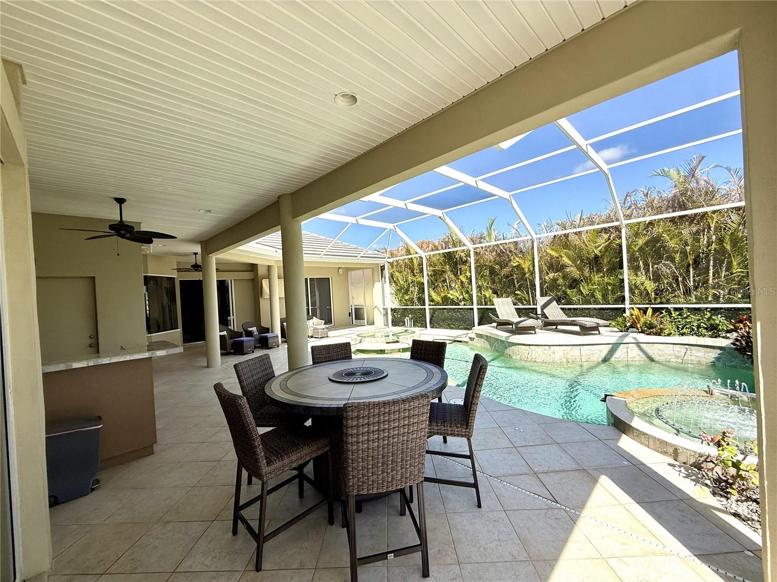 COUNTRY MEADOWS PH I - Residential