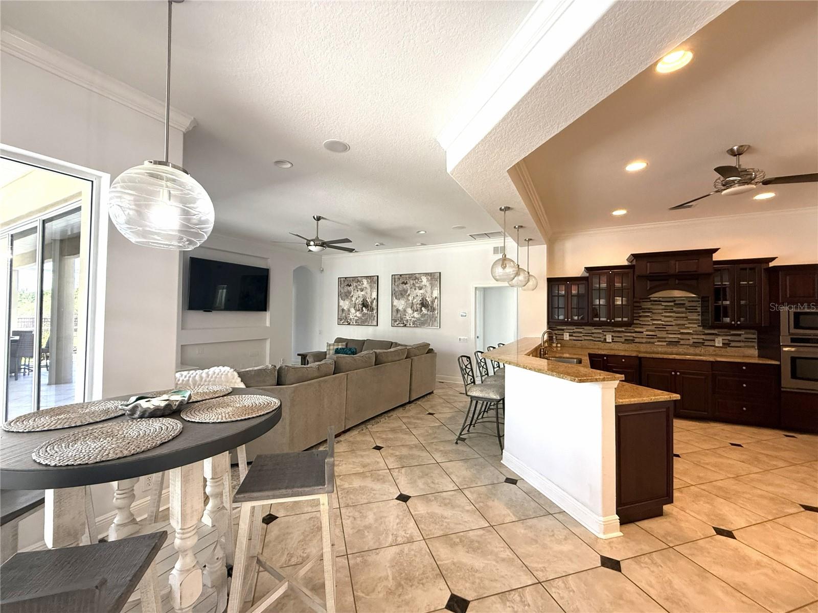 COUNTRY MEADOWS PH I - Residential