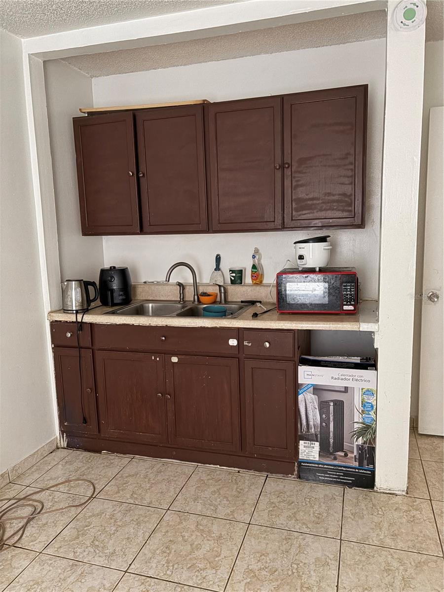 GROVE HILL - Residential