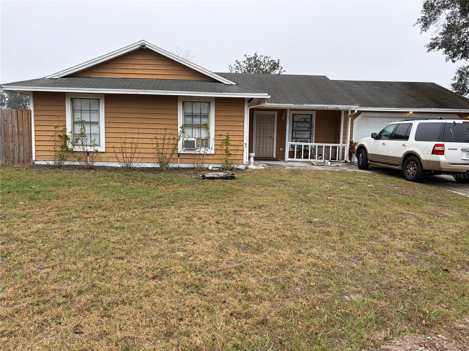 GROVE HILL - Residential