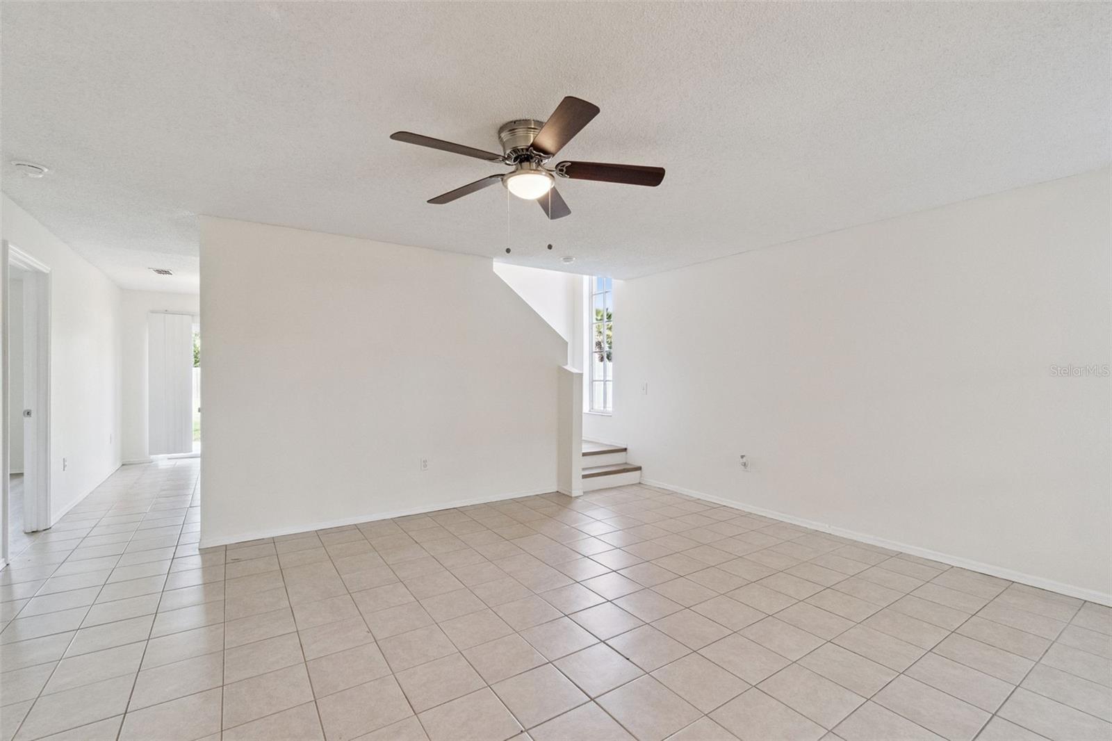 LAKE DENHAM ESTATES - Residential Lease