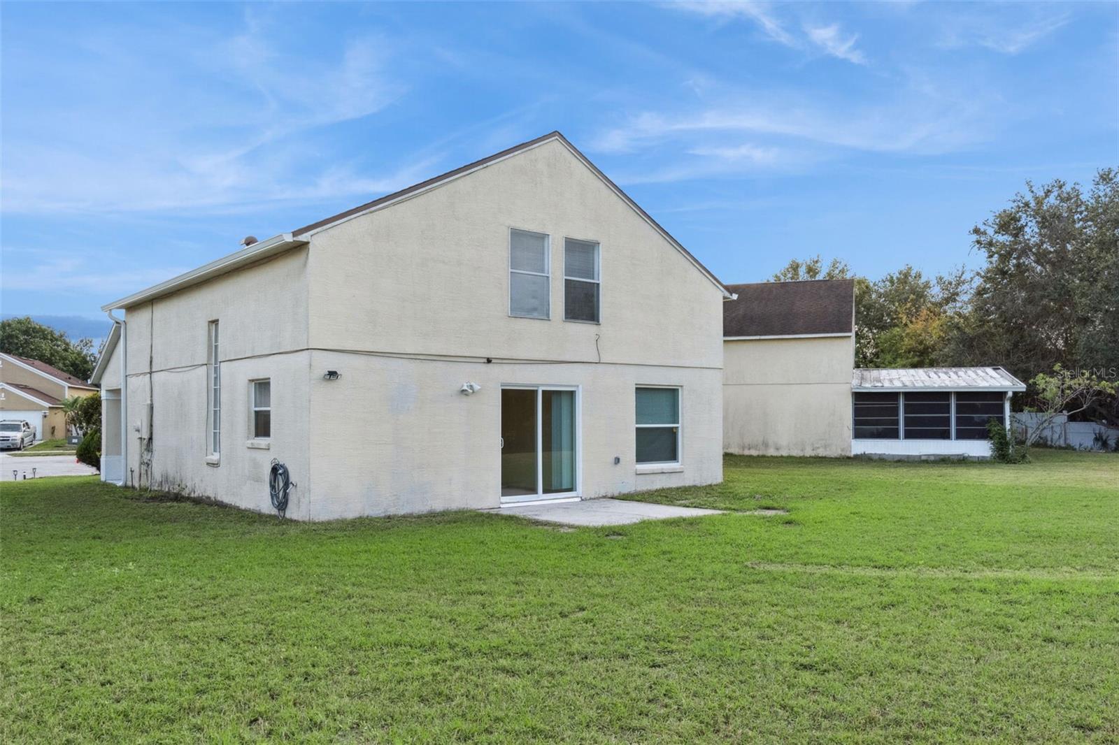 LAKE DENHAM ESTATES - Residential Lease