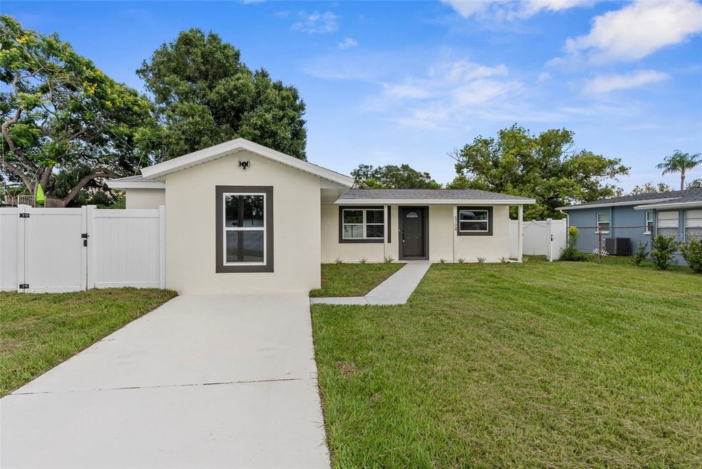 Photo of 5704 S Coolidge Avenue, Tampa, FL 33616 (MLS # TB8464178)
