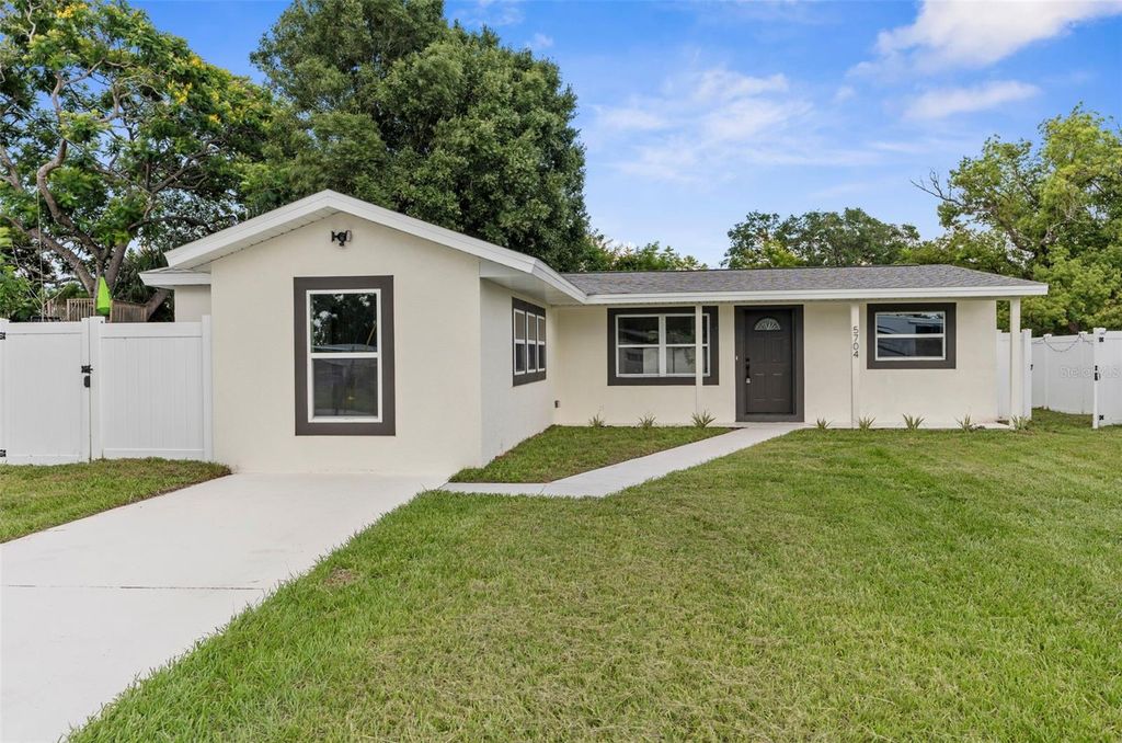 Photo of 5704 S Coolidge Avenue, Tampa, FL 33616 (MLS # TB8464178)