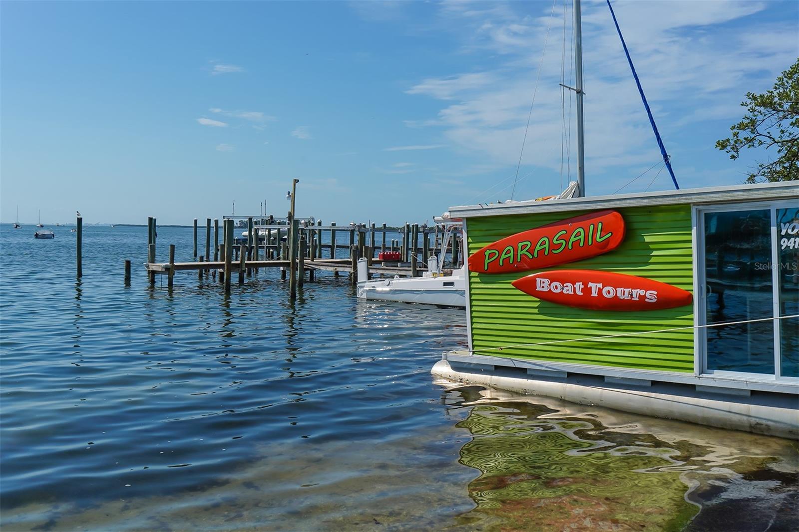 PALM COURT - Residential