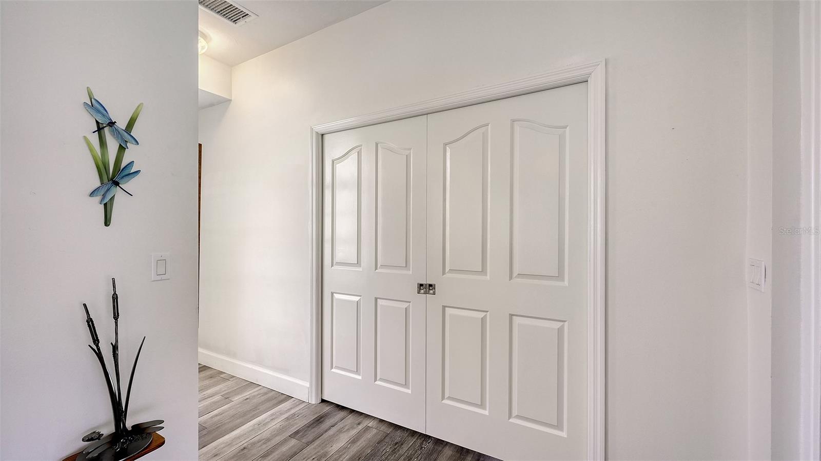 PALM COURT - Residential