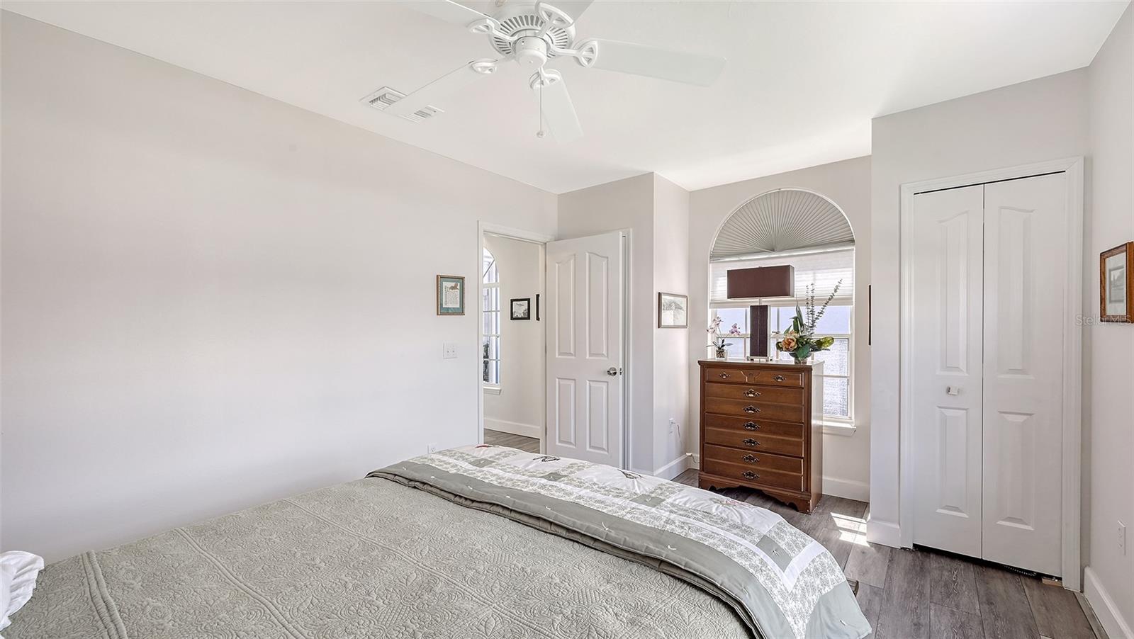 PALM COURT - Residential