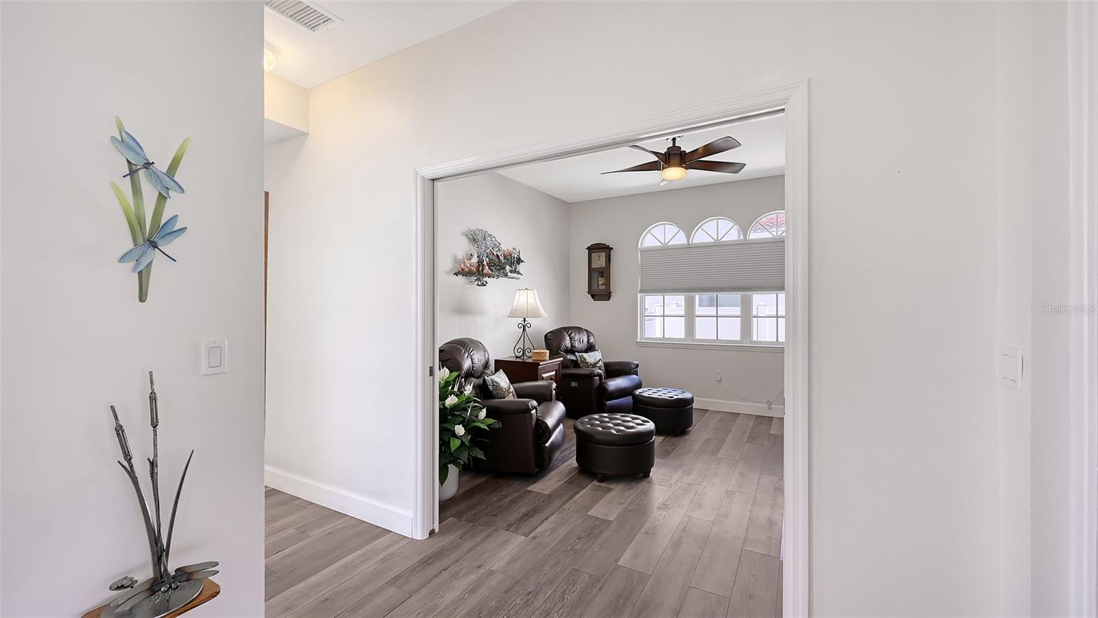 PALM COURT - Residential