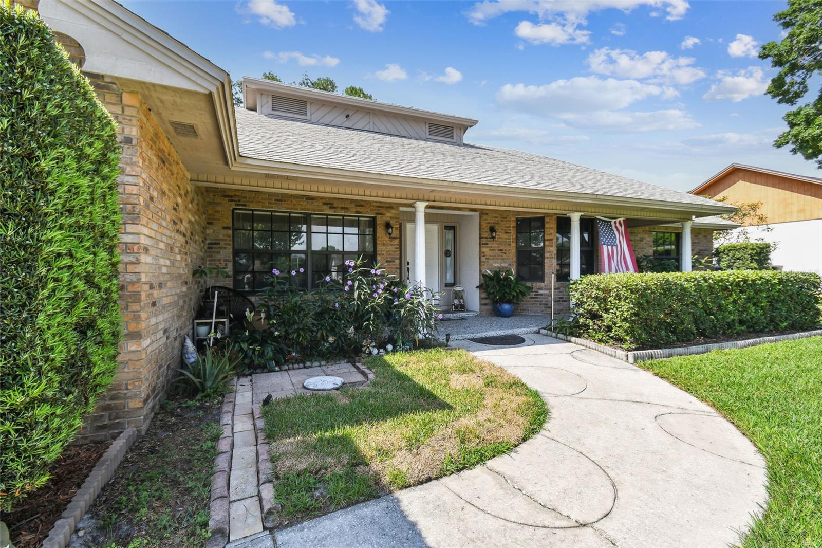 7618 MAJESTIC PINE COURT