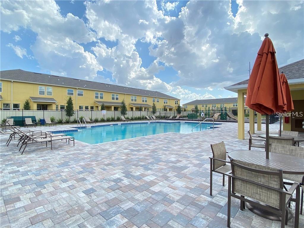 ECON TRAILS - Residential Lease