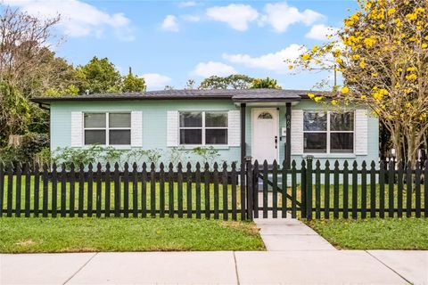 864 NAPLES DRIVE ORLANDO FL 32804