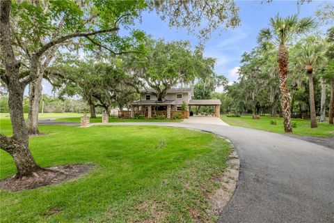 Property photo of 800 Hidden Oaks Lane, Oak Hill, FL 32759