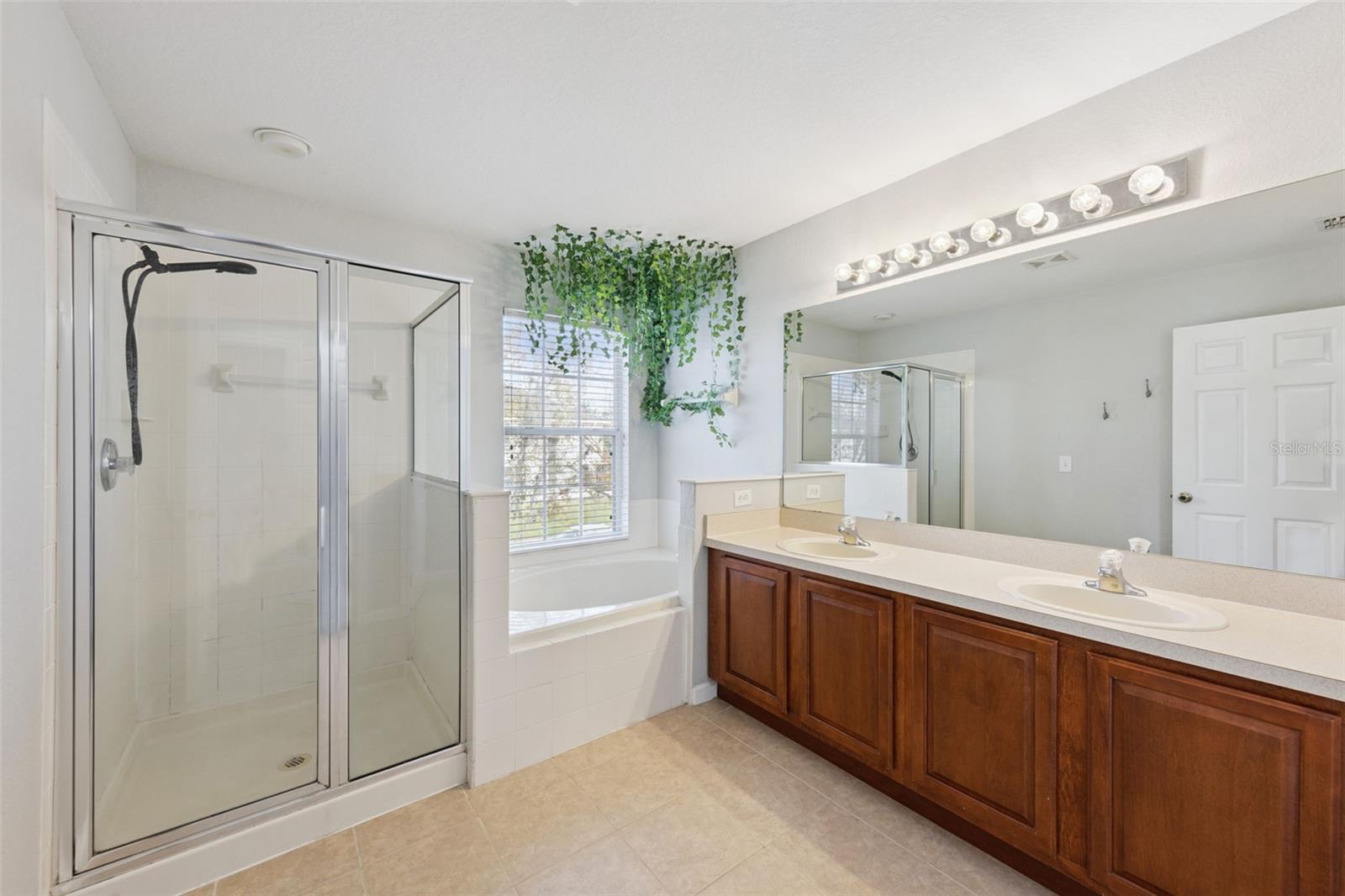 AVALON LAKES PH 03 VILLAGE A & B - Residential