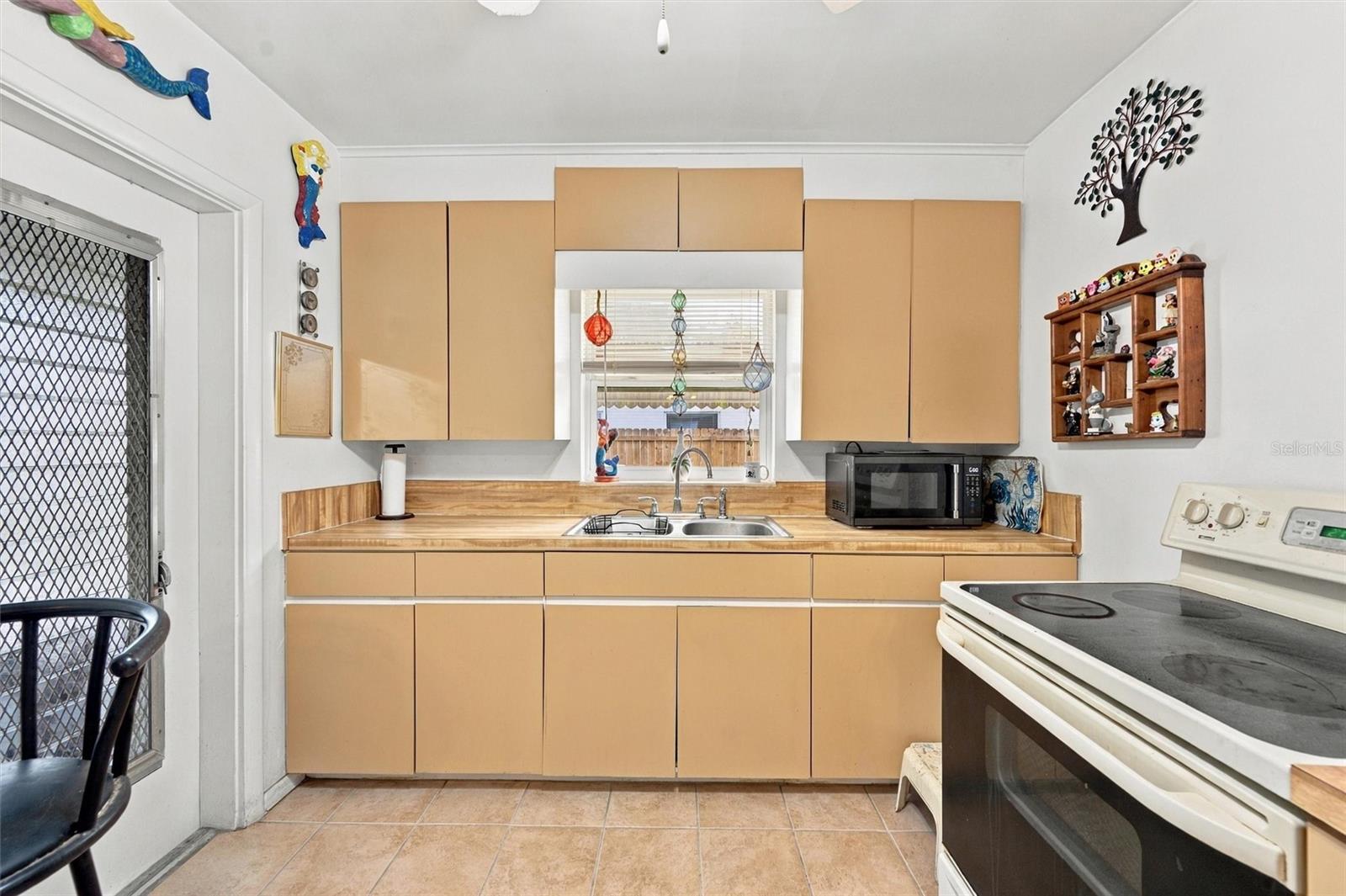 907 42ND STREET W, BRADENTON, FL, 34205 3 907 42ND STREET W
