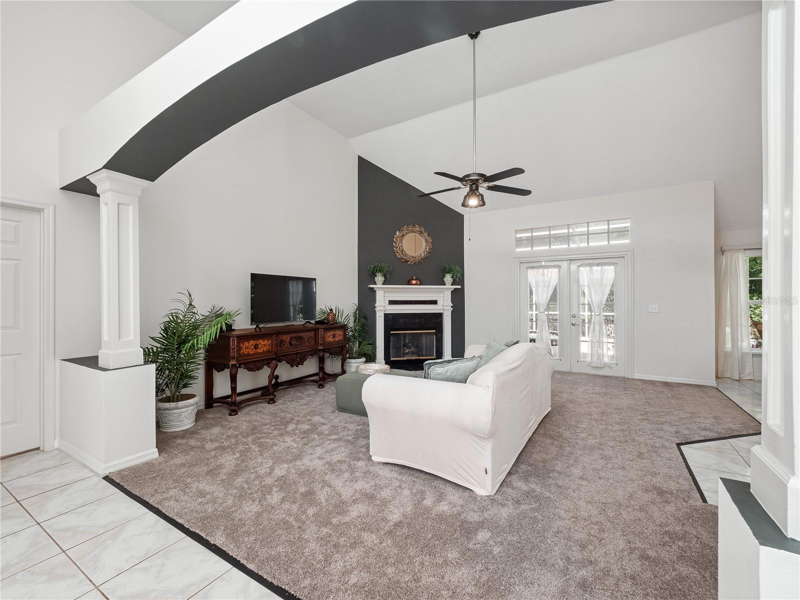 STERLING PARK UNIT 01 - Residential Lease