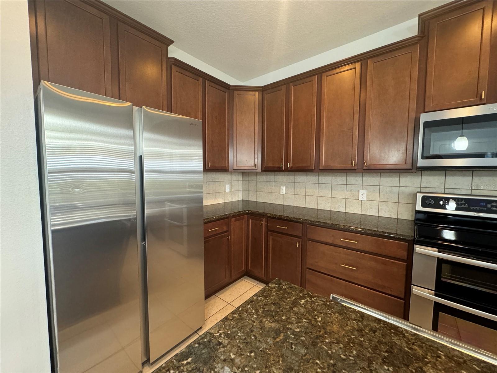 RESERVE/MINNEOLA PH 2A-2C - Residential Lease