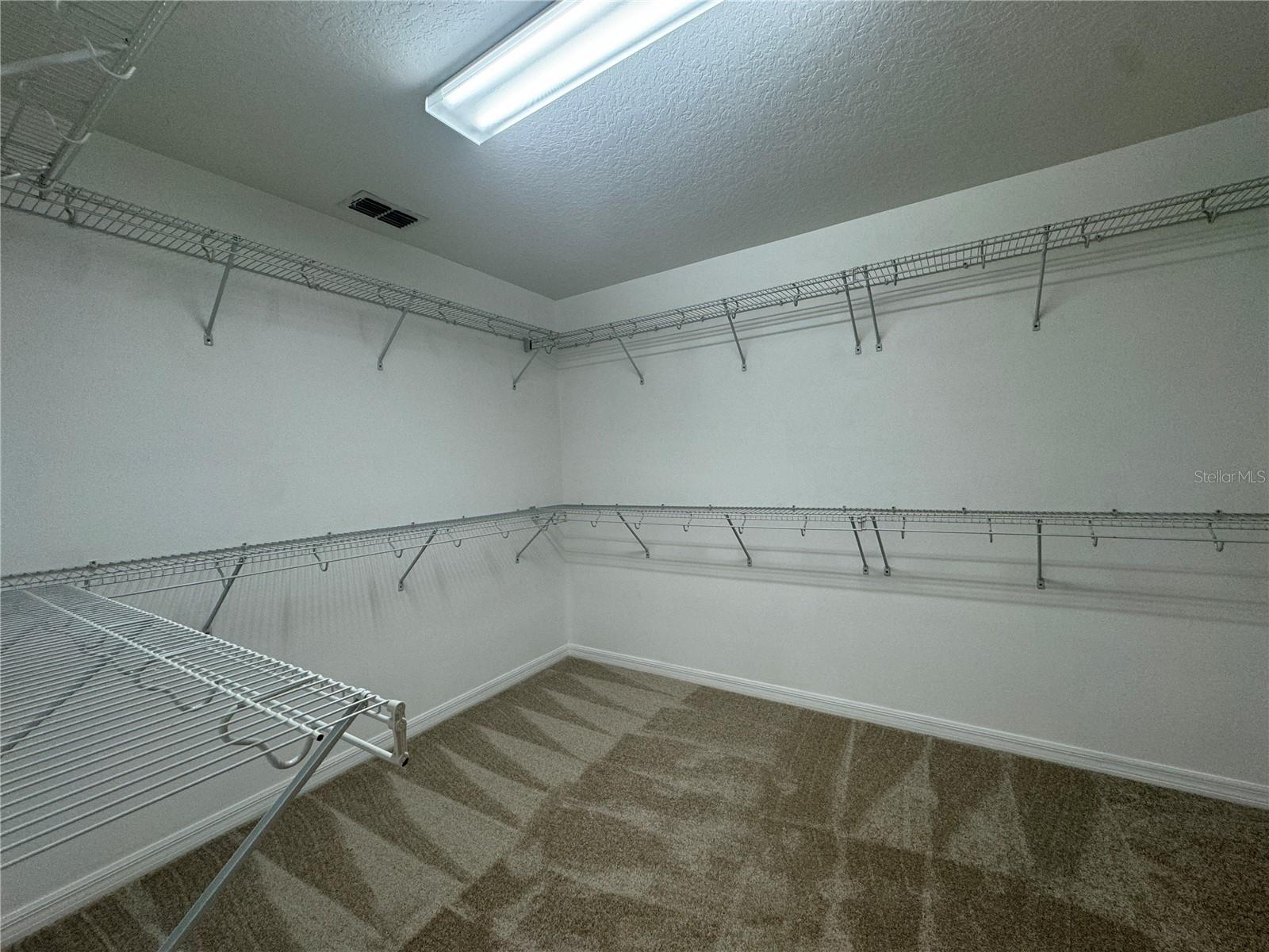 RESERVE/MINNEOLA PH 2A-2C - Residential Lease