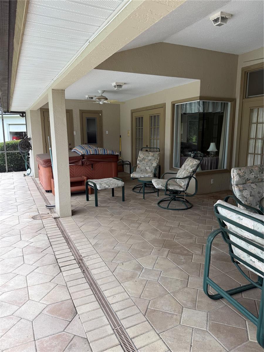 FAIRWAY LAKES - Residential