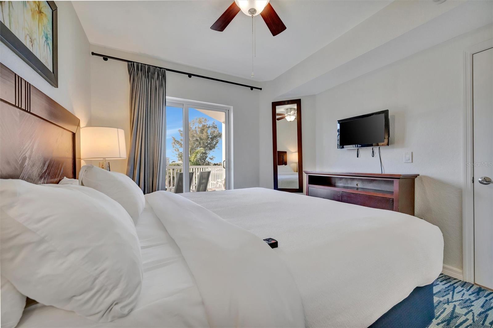 SUNSET VISTAS CONDO HOTEL ON THE GULF - Residential