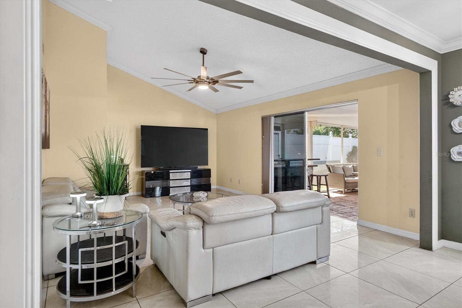 HARBOR OAKS ESTATES UNIT II - Residential