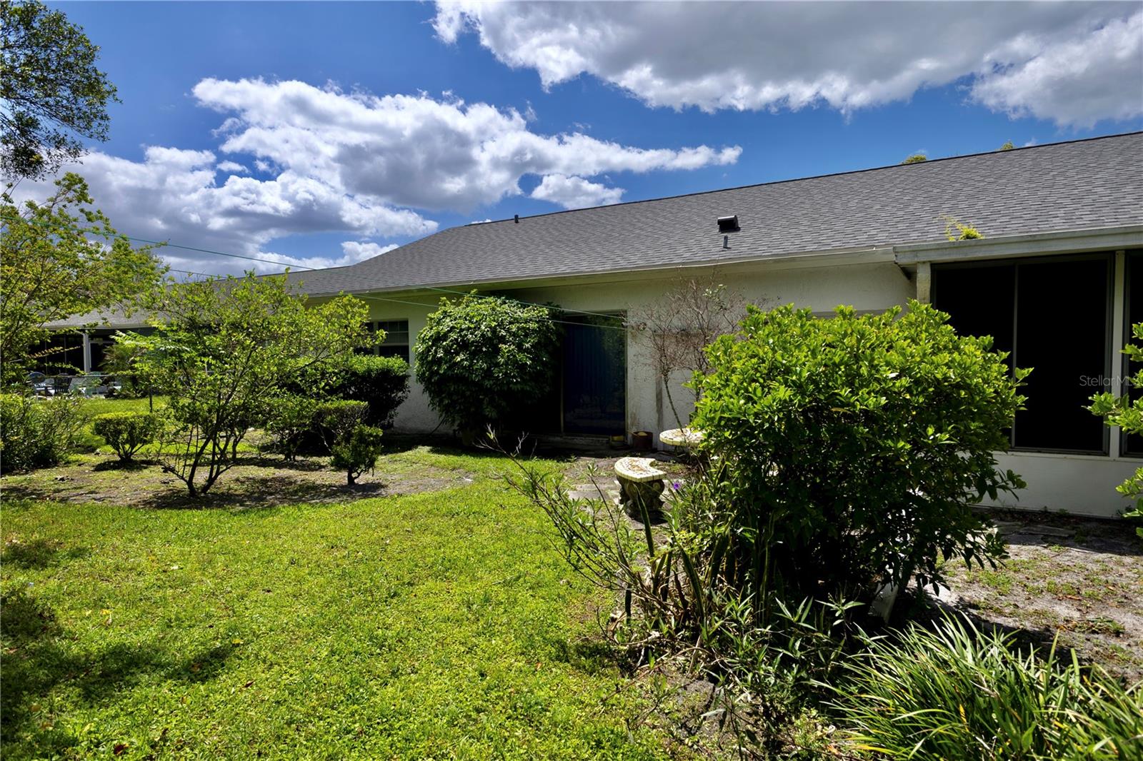 RAVENSWOOD VILLAGE - Residential