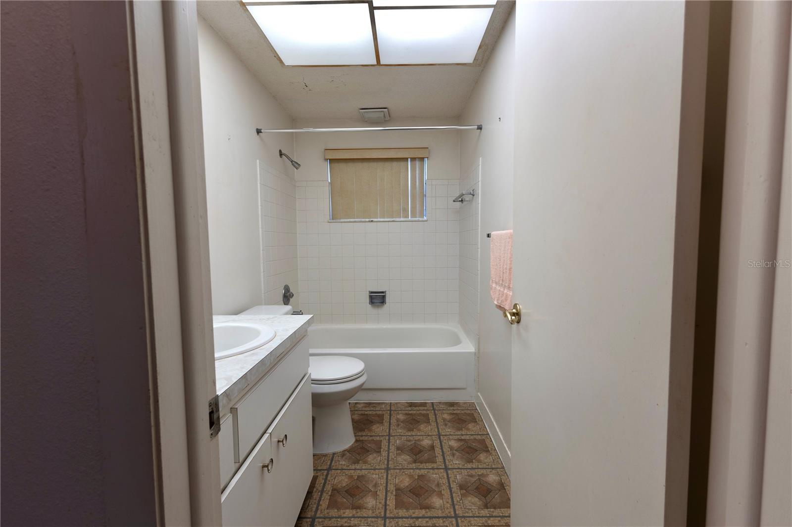 RAVENSWOOD VILLAGE - Residential