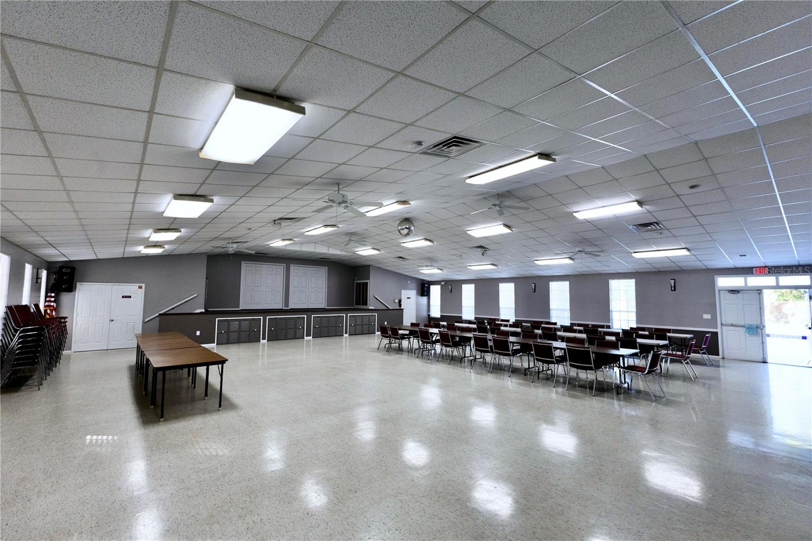 RAVENSWOOD VILLAGE - Residential