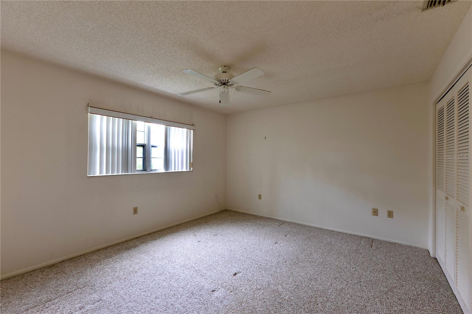 RAVENSWOOD VILLAGE - Residential