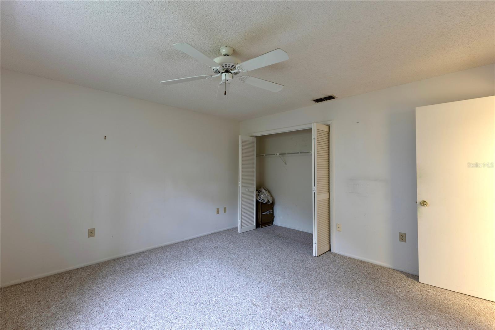 RAVENSWOOD VILLAGE - Residential