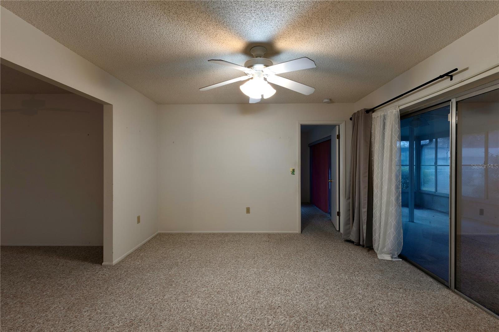 RAVENSWOOD VILLAGE - Residential