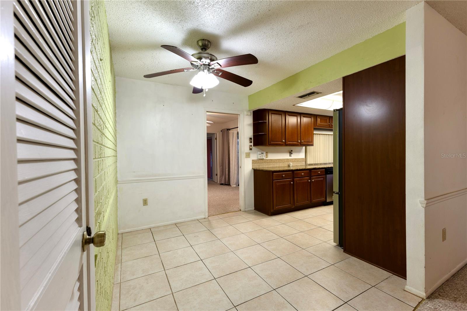 RAVENSWOOD VILLAGE - Residential