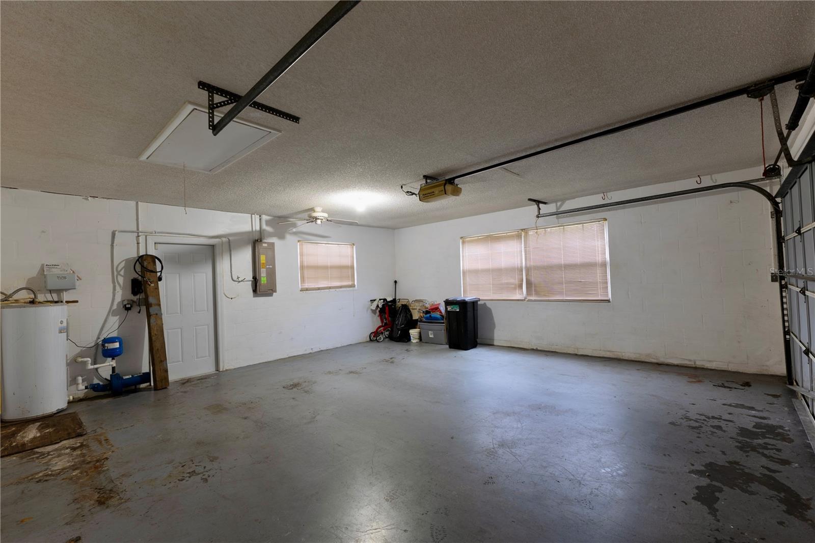 RAVENSWOOD VILLAGE - Residential