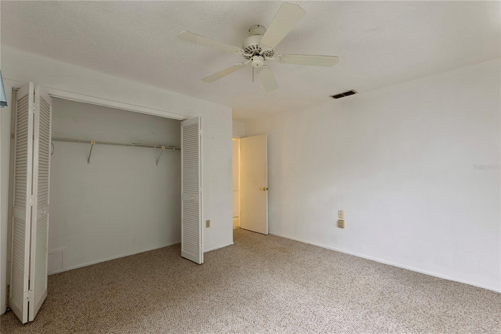 RAVENSWOOD VILLAGE - Residential