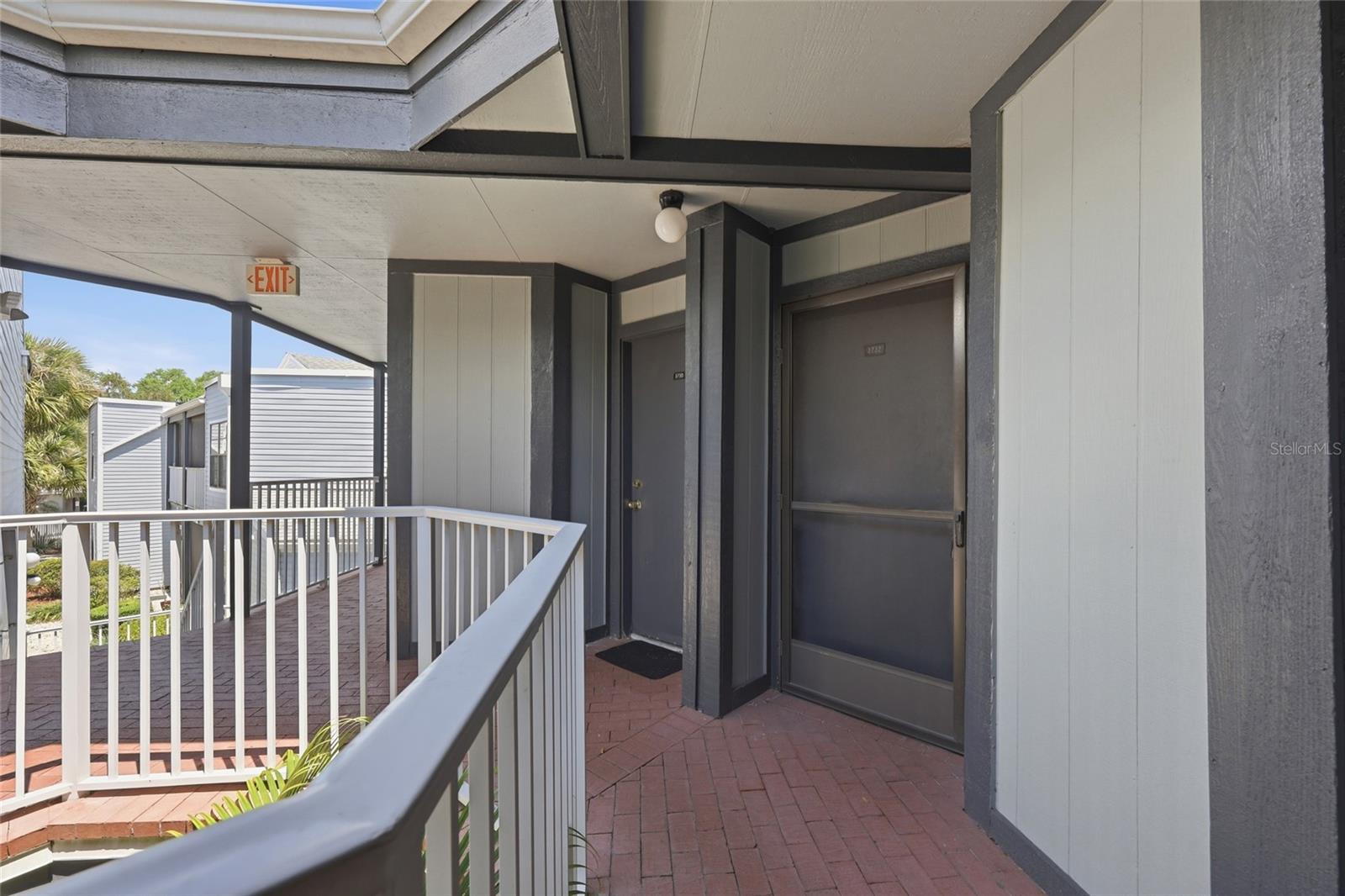 SOUTHPOINTE CONDO - Residential