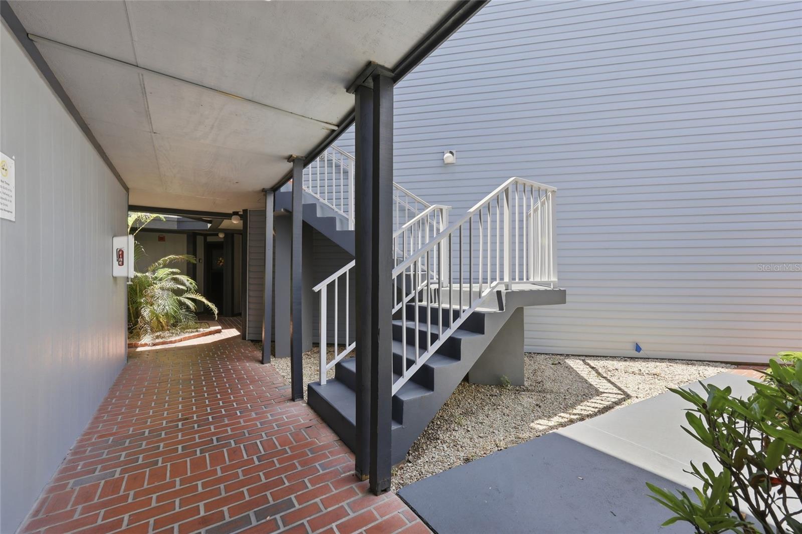 SOUTHPOINTE CONDO - Residential