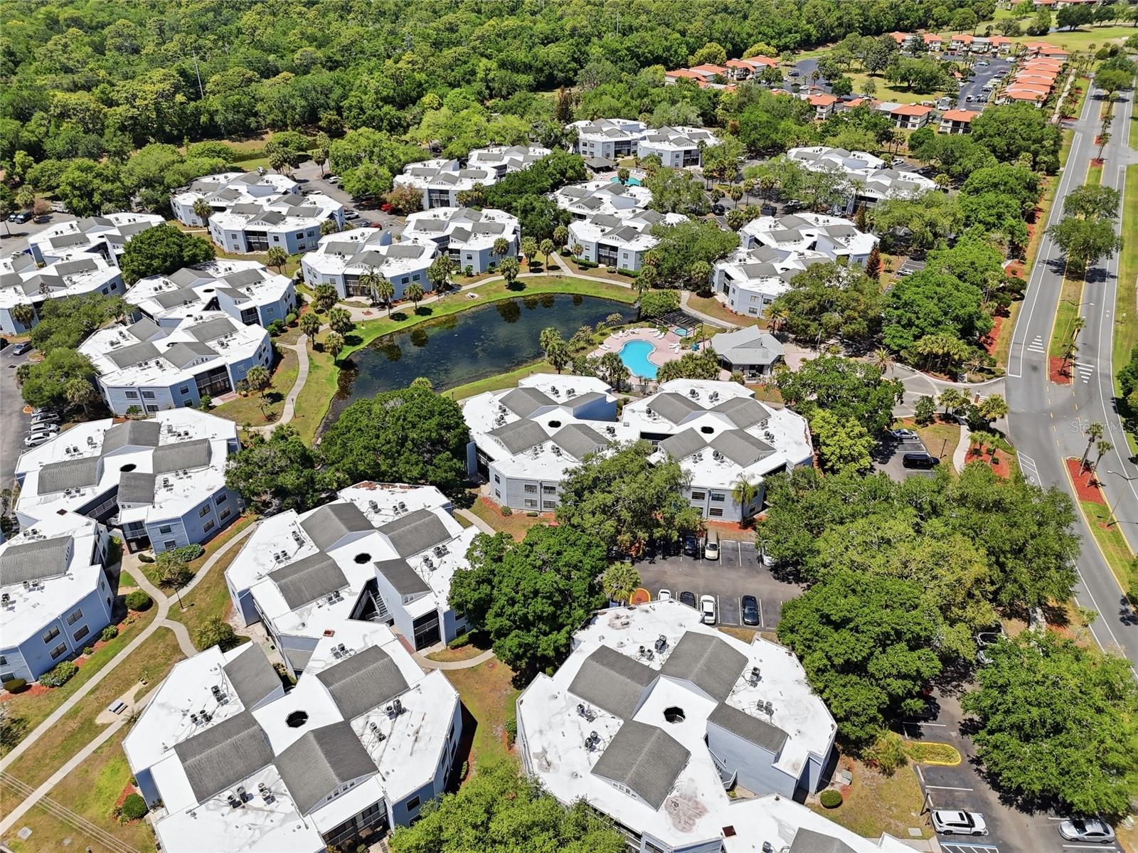 SOUTHPOINTE CONDO - Residential