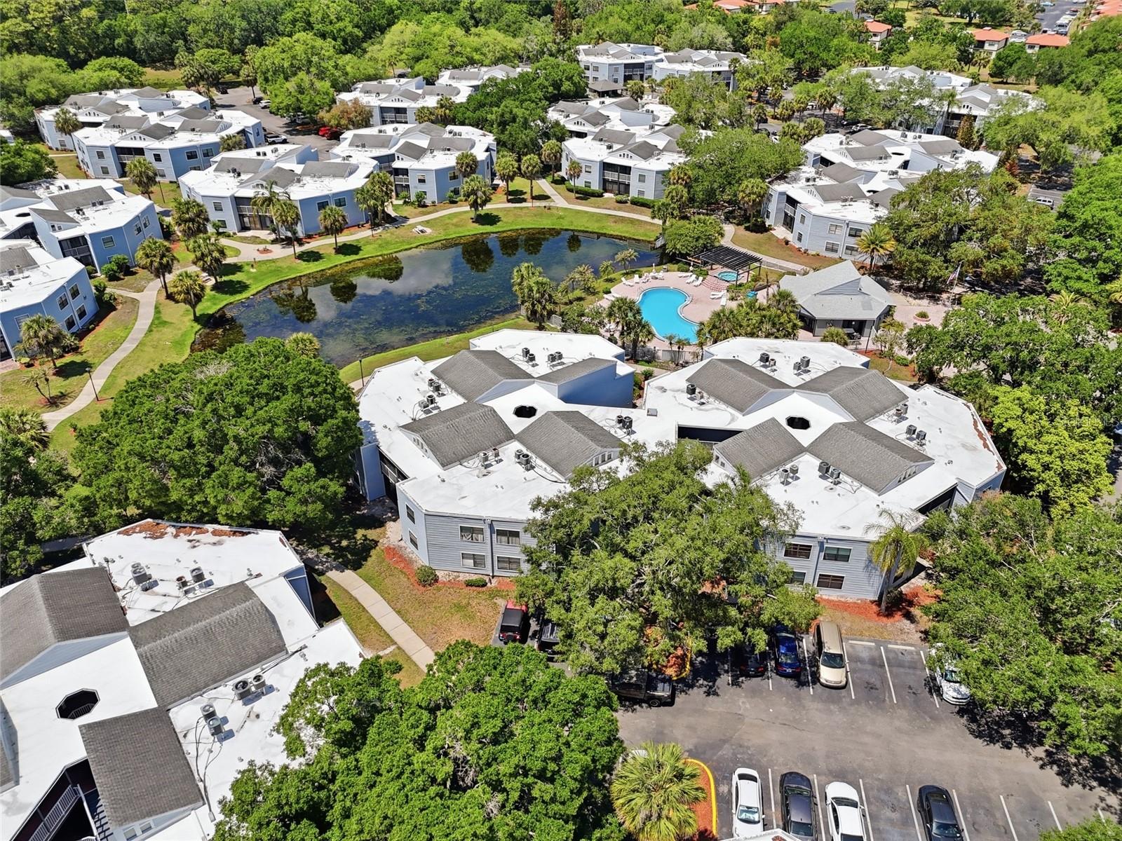 SOUTHPOINTE CONDO - Residential