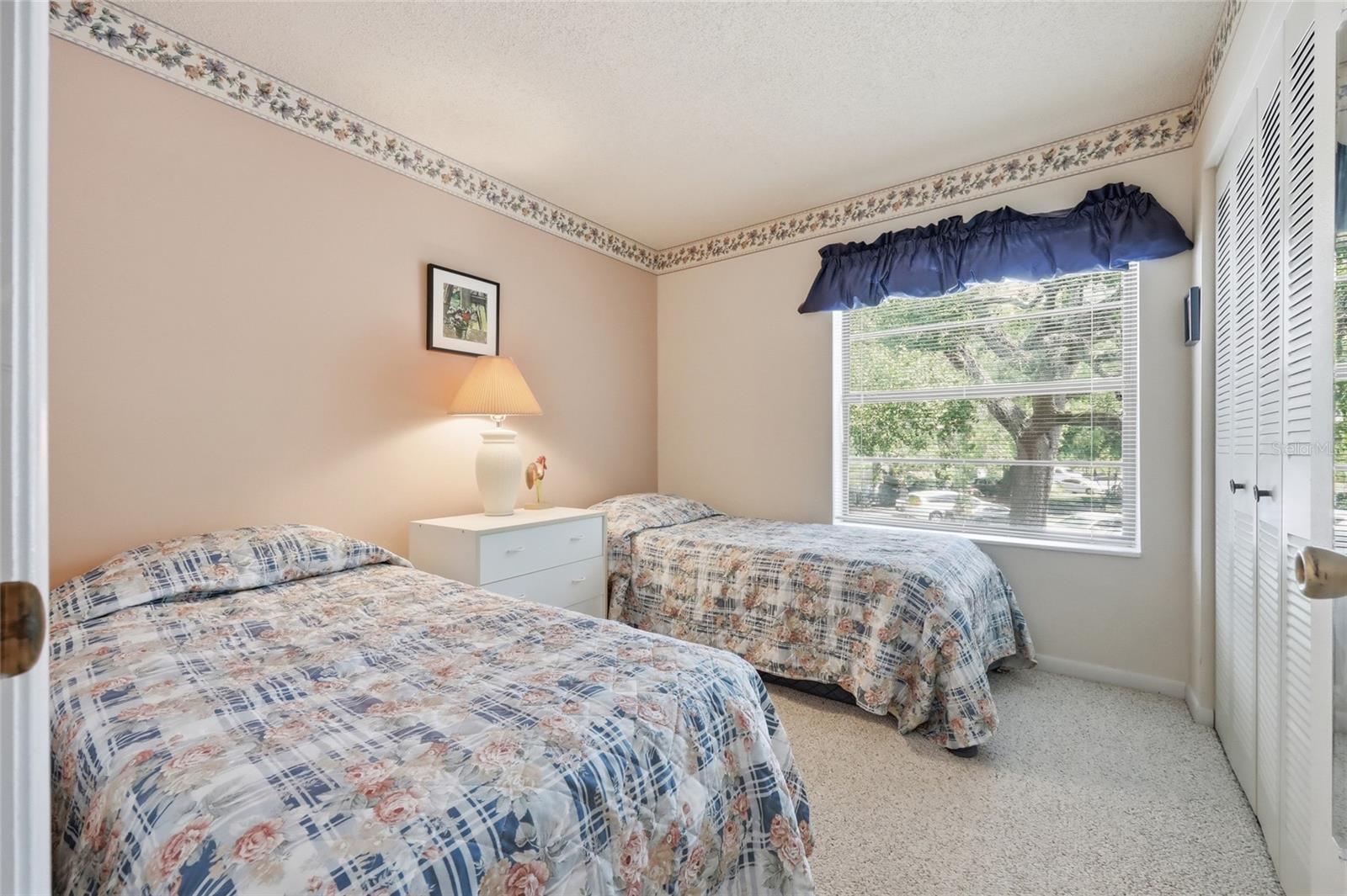 SOUTHPOINTE CONDO - Residential