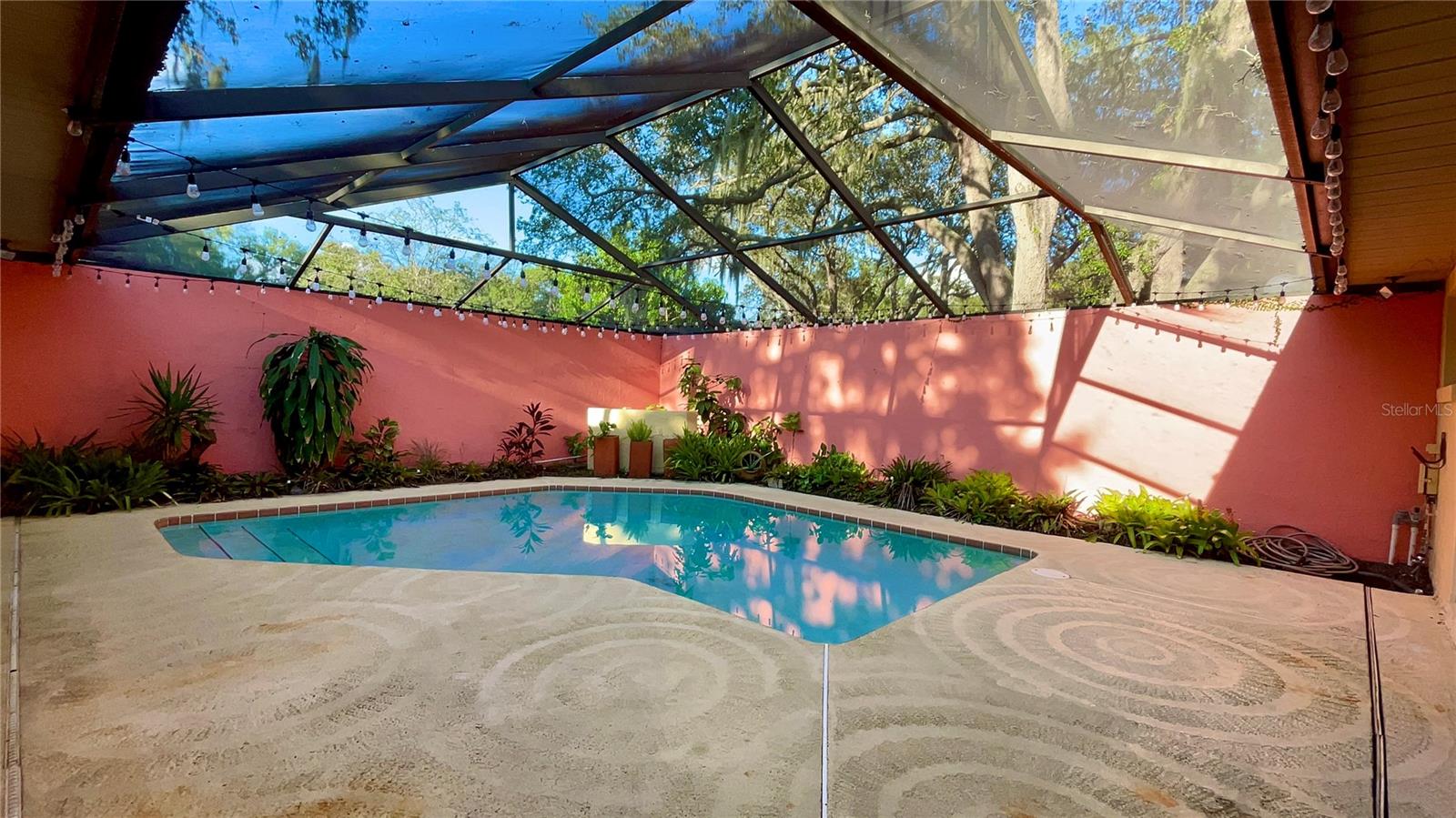 ISLAND CLUB AT ROSEMONT CONDO PH 05 - Residential