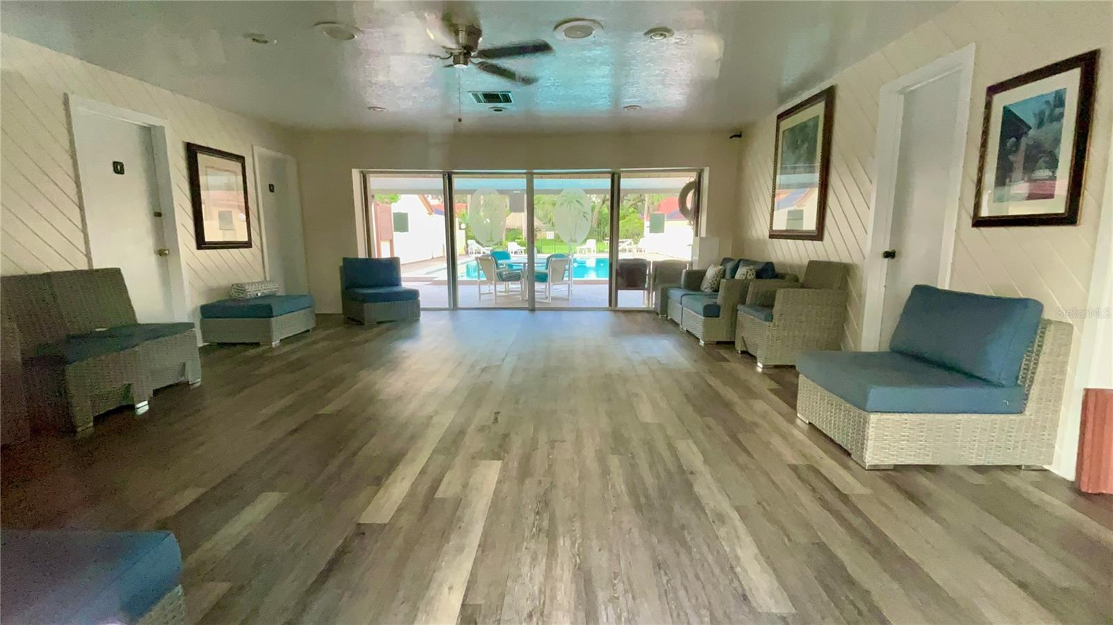 ISLAND CLUB AT ROSEMONT CONDO PH 05 - Residential