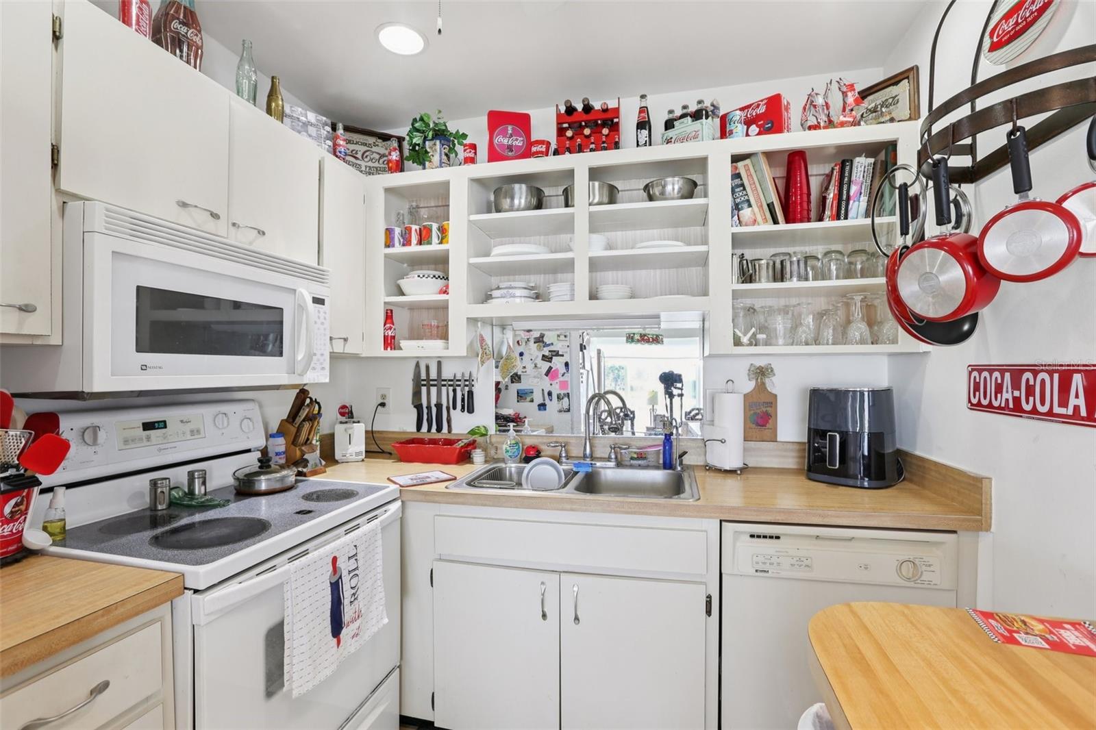 GLOUCESTER M CONDO - Residential