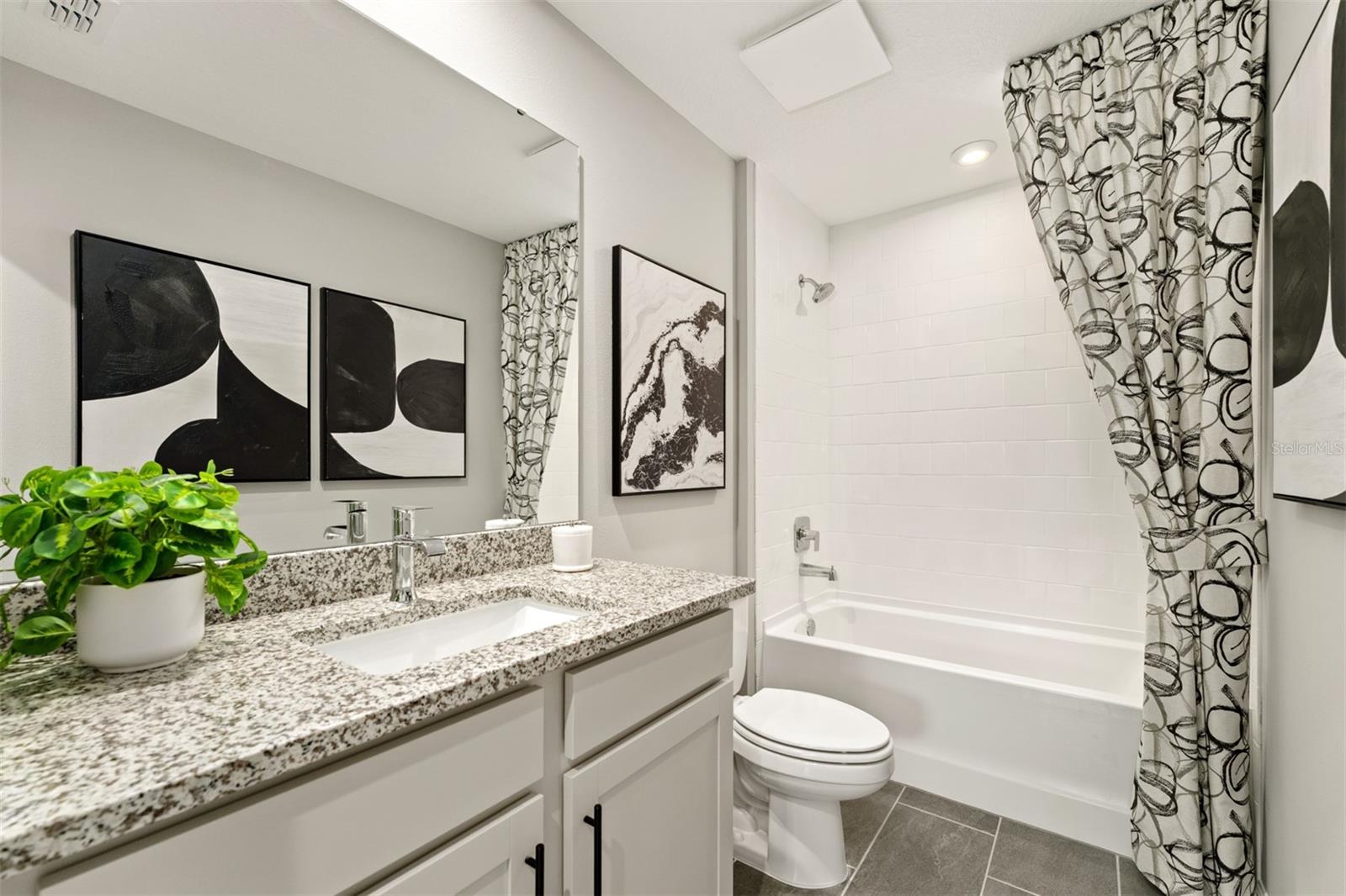 HICKORY GROVE - Residential