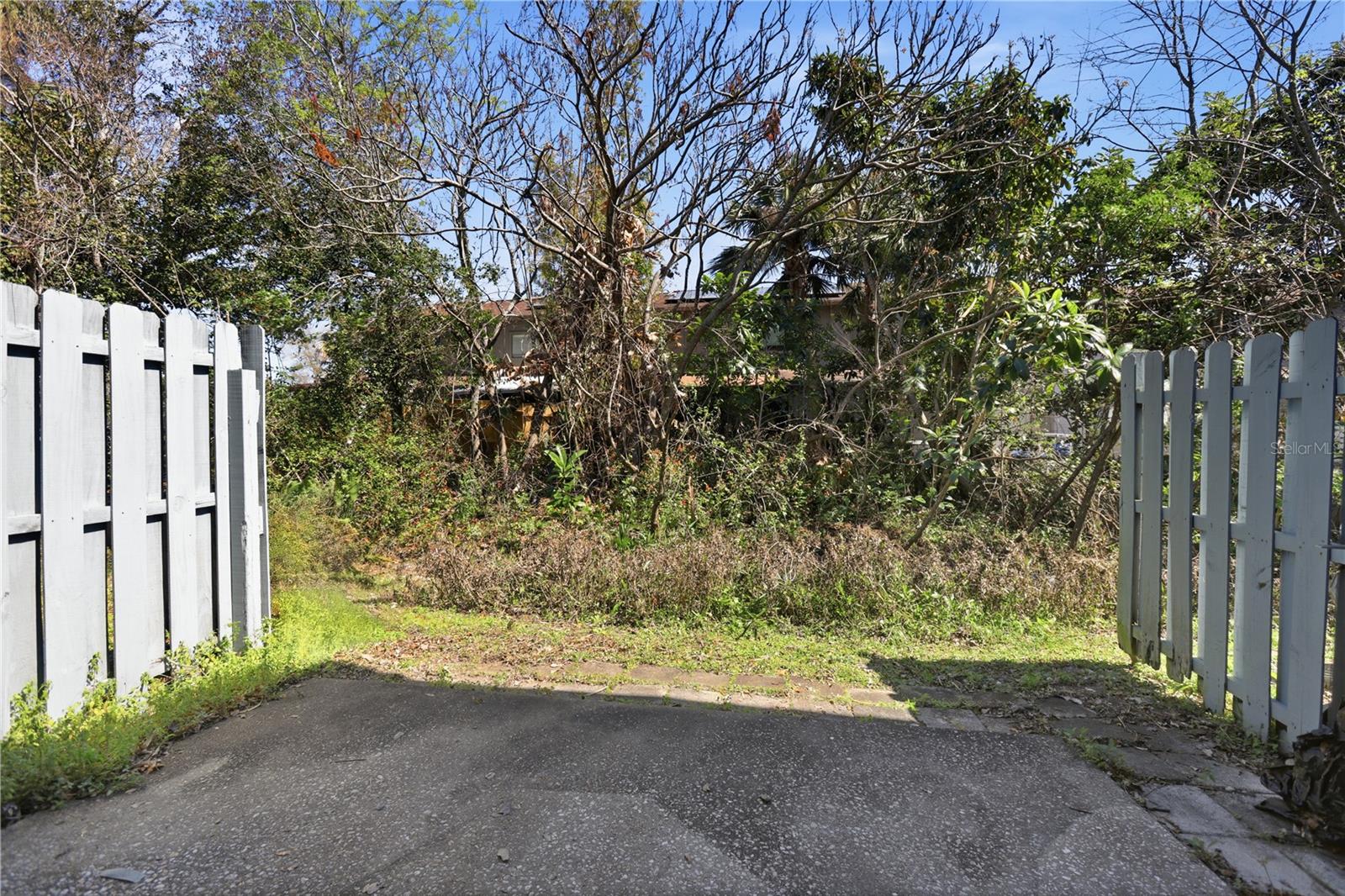 YORKTOWNE VILLAS - Residential