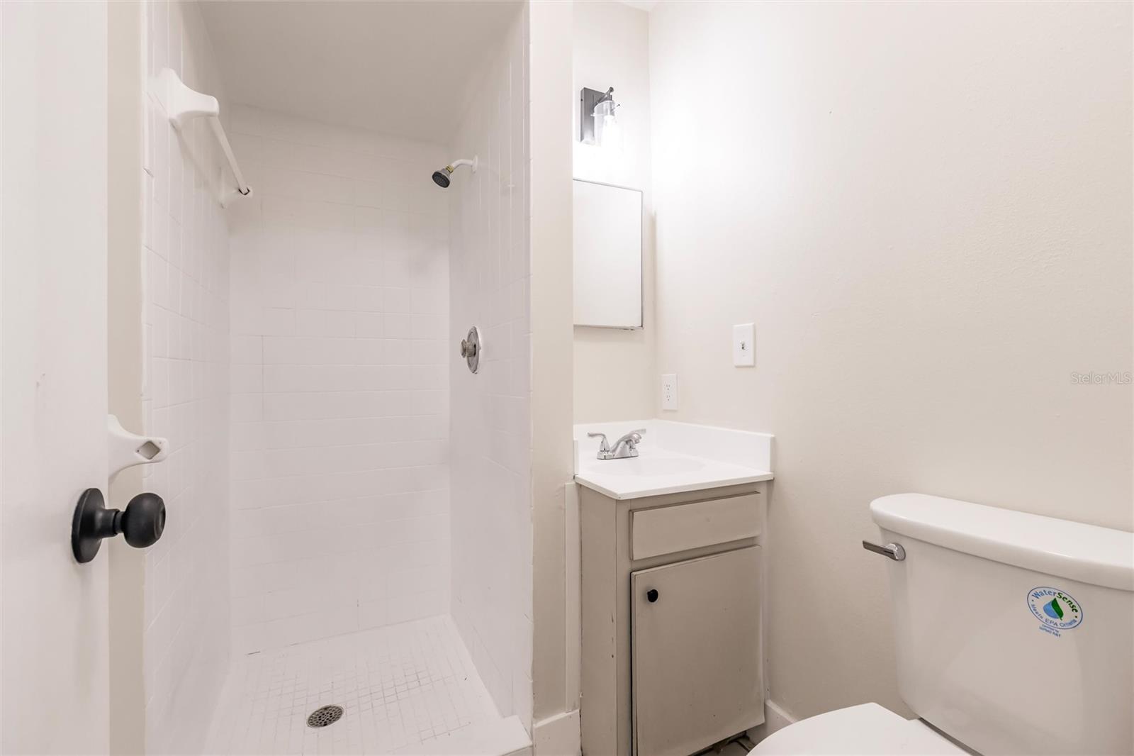 CLINTWOOD ACRES - Residential Income