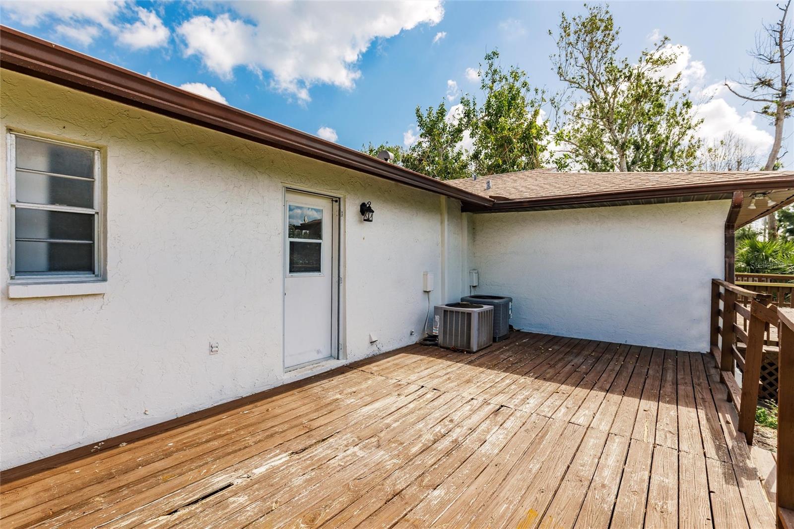 CLINTWOOD ACRES - Residential Income