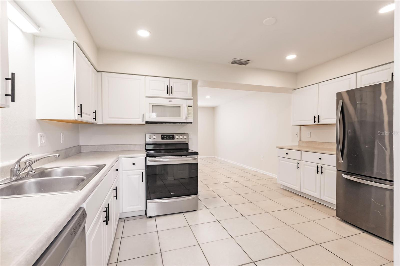 CLINTWOOD ACRES - Residential Income