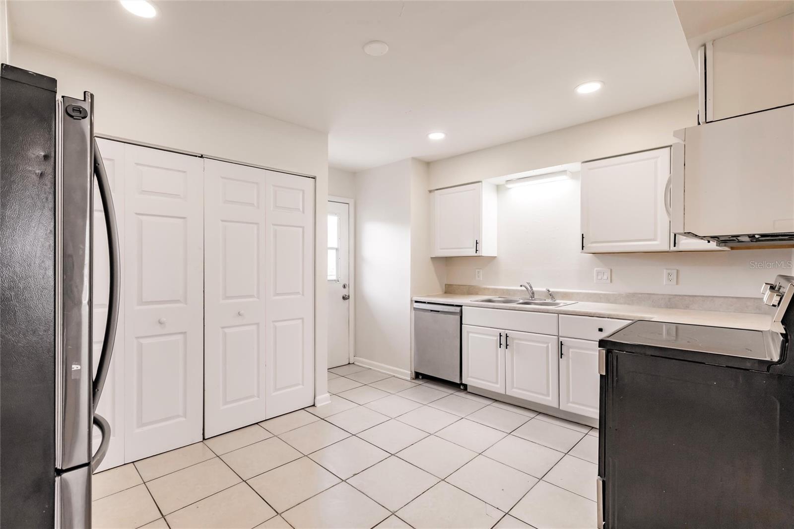 CLINTWOOD ACRES - Residential Income