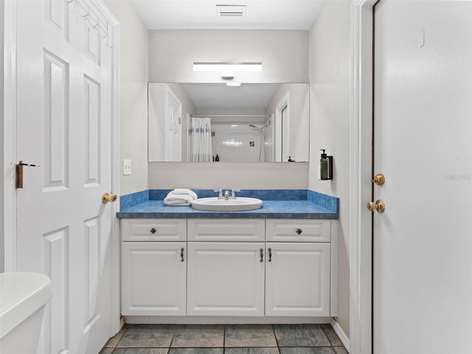 SEMINOLE HILLS - Residential