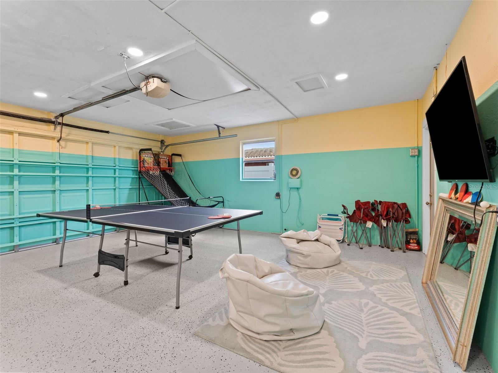 SEMINOLE HILLS - Residential