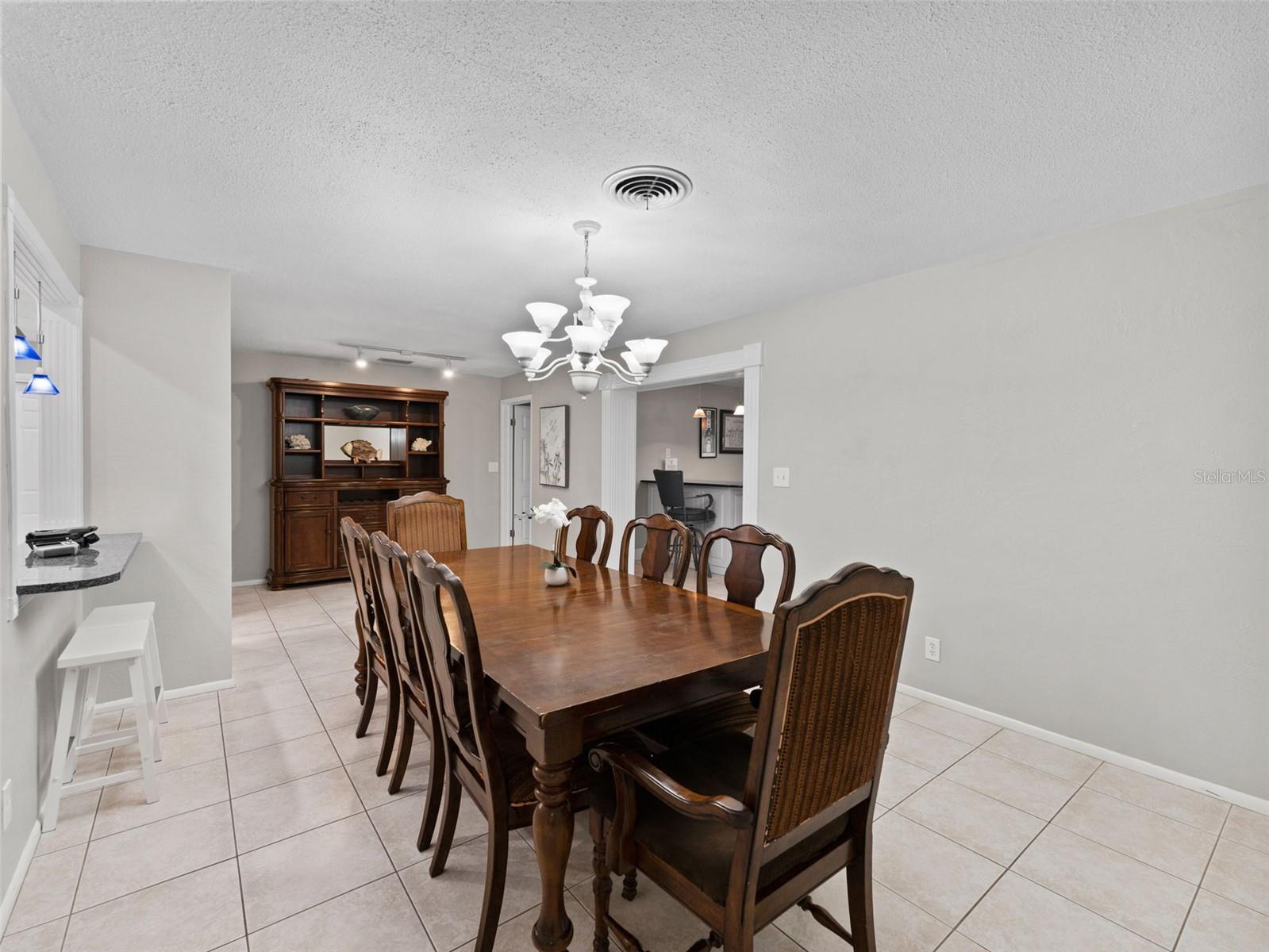 SEMINOLE HILLS - Residential